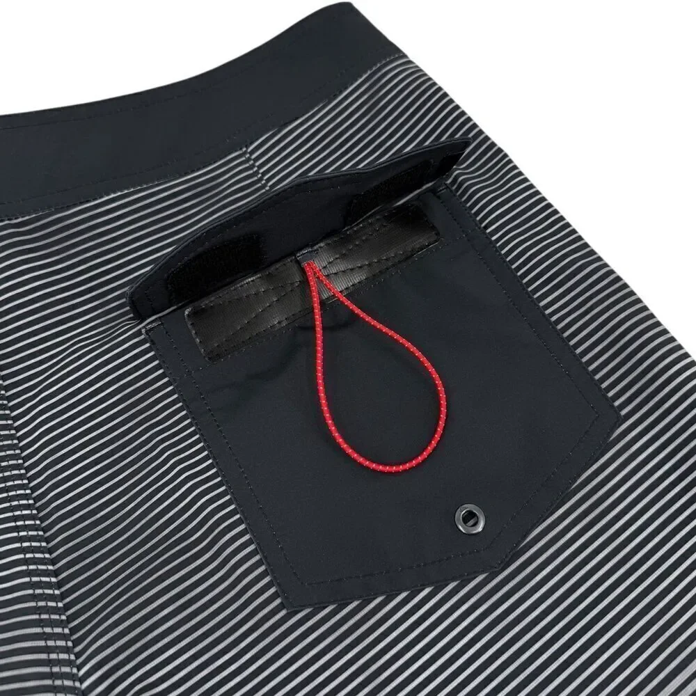 NWT Quiksilver Men's SurfSilk Massive 20